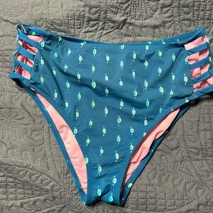 Lilly swim bottoms